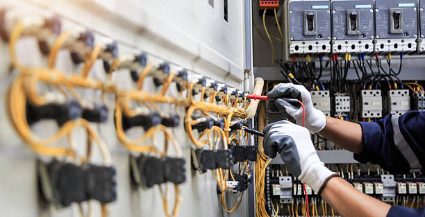 Professional Electrician technician working in Parklawn, CA